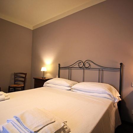 Agriturismo Casale Dello Sparviero Castellina in Chianti Kültér fotó