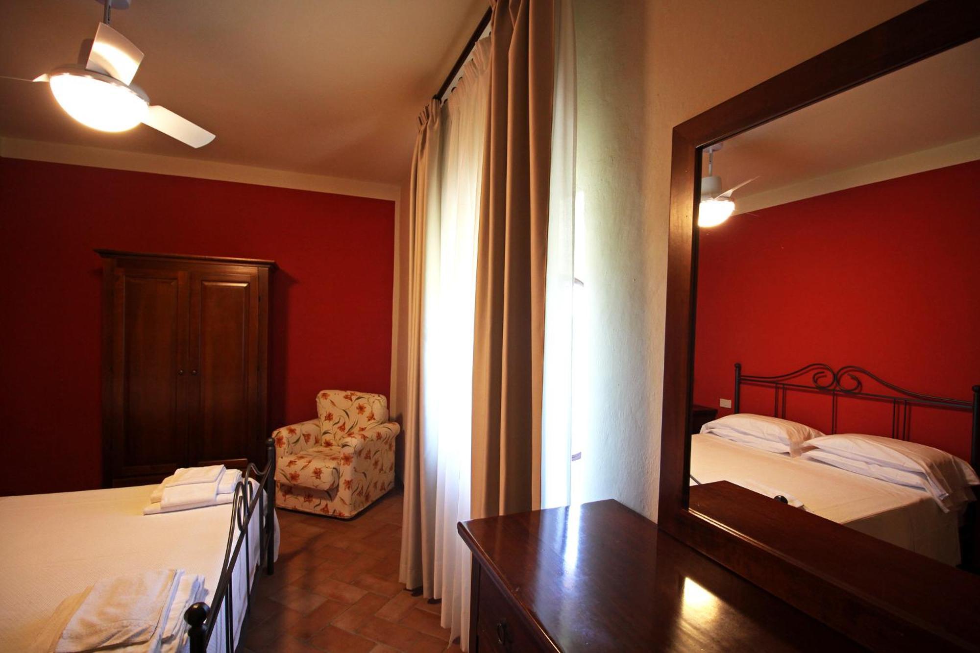 Agriturismo Casale Dello Sparviero Castellina in Chianti Kültér fotó